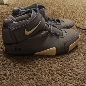 OG Nike LeBron 2
